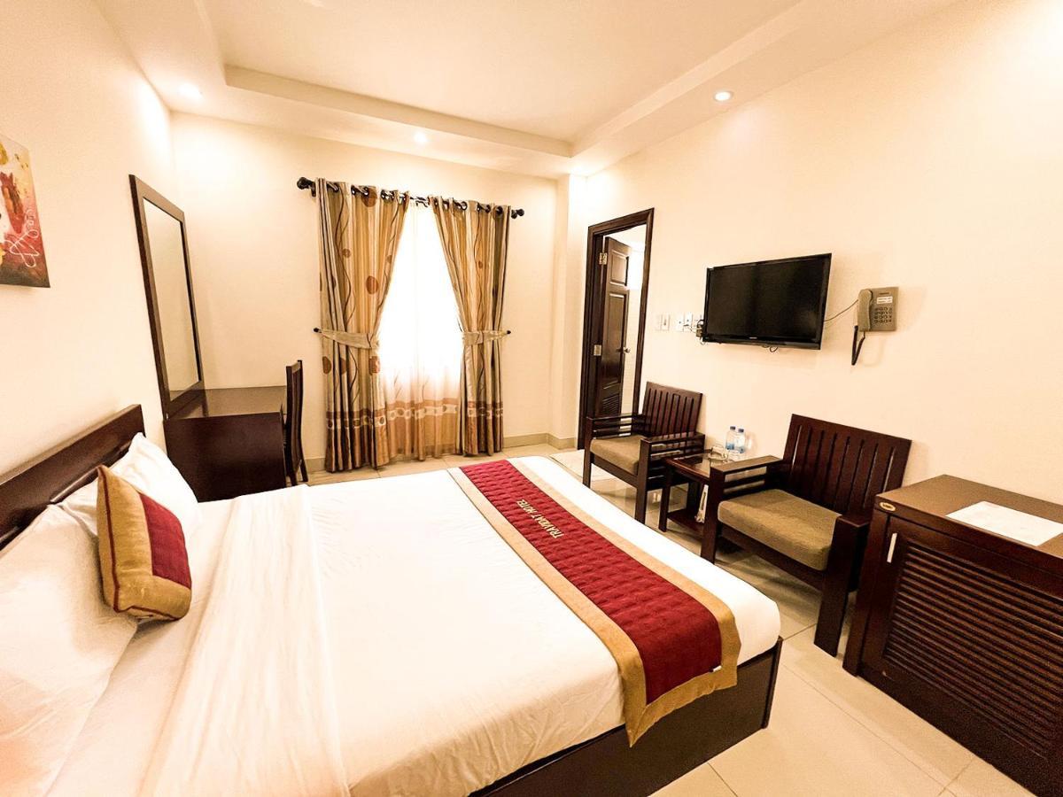 Tra Vi Dat Hotel Da Nang Bagian luar foto