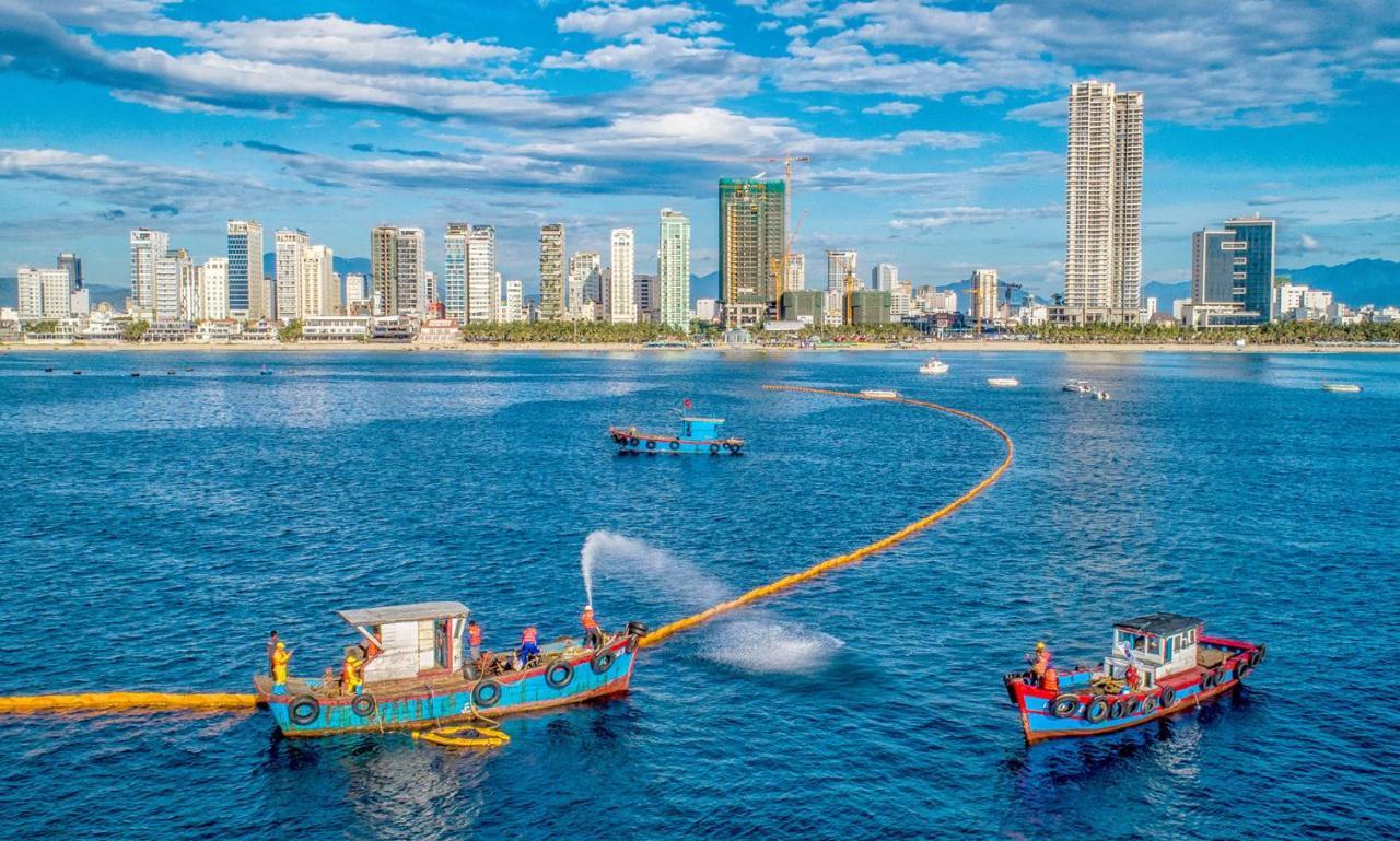 Tra Vi Dat Hotel Da Nang Bagian luar foto