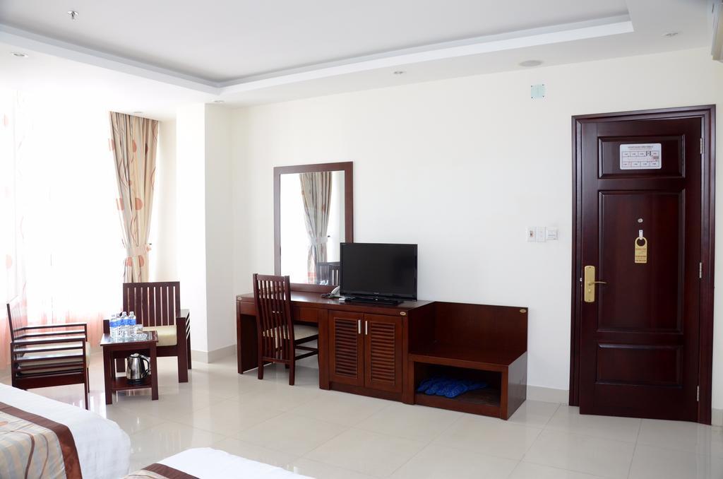 Tra Vi Dat Hotel Da Nang Bagian luar foto