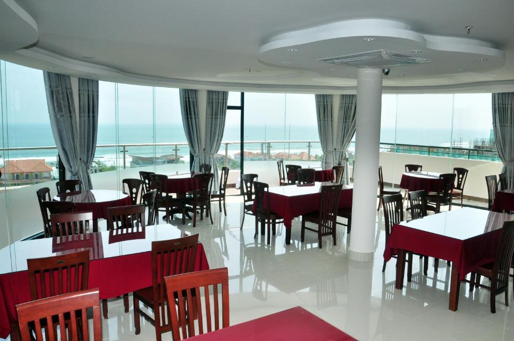 Tra Vi Dat Hotel Da Nang Bagian luar foto