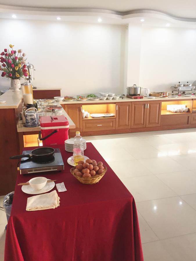 Tra Vi Dat Hotel Da Nang Bagian luar foto